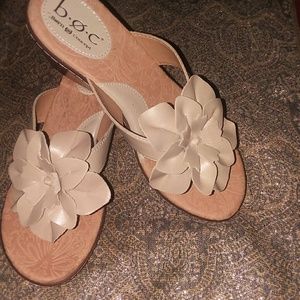 Leather wedge sandals